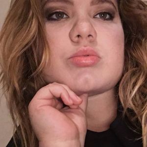 Meet your Posher, Alejandra